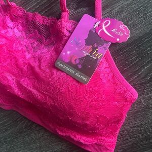 Sophia Seamless hot pink lounge bra — WITH TAGS!